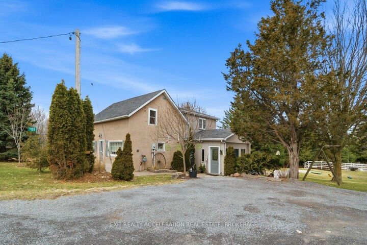 Property Photo:  1125 County Rd 1 N/A E  ON K7R 3L2 