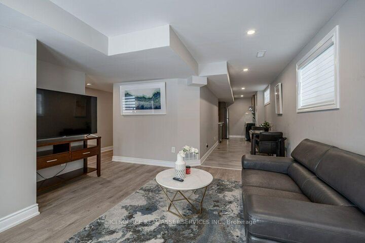 Property Photo:  509 Clayton Avenue B  ON K9K 0H6 
