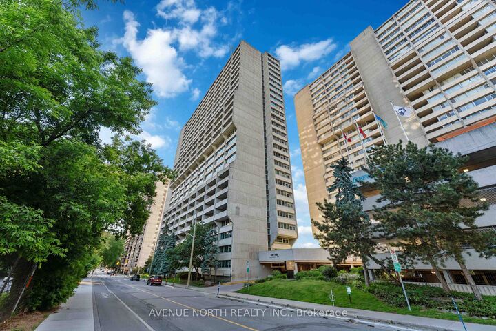 Property Photo: 500 Laurier Avenue W 908 ON K1R 5E1