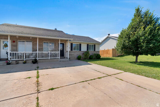 Property Photo: 254 N 700 E UT 84655