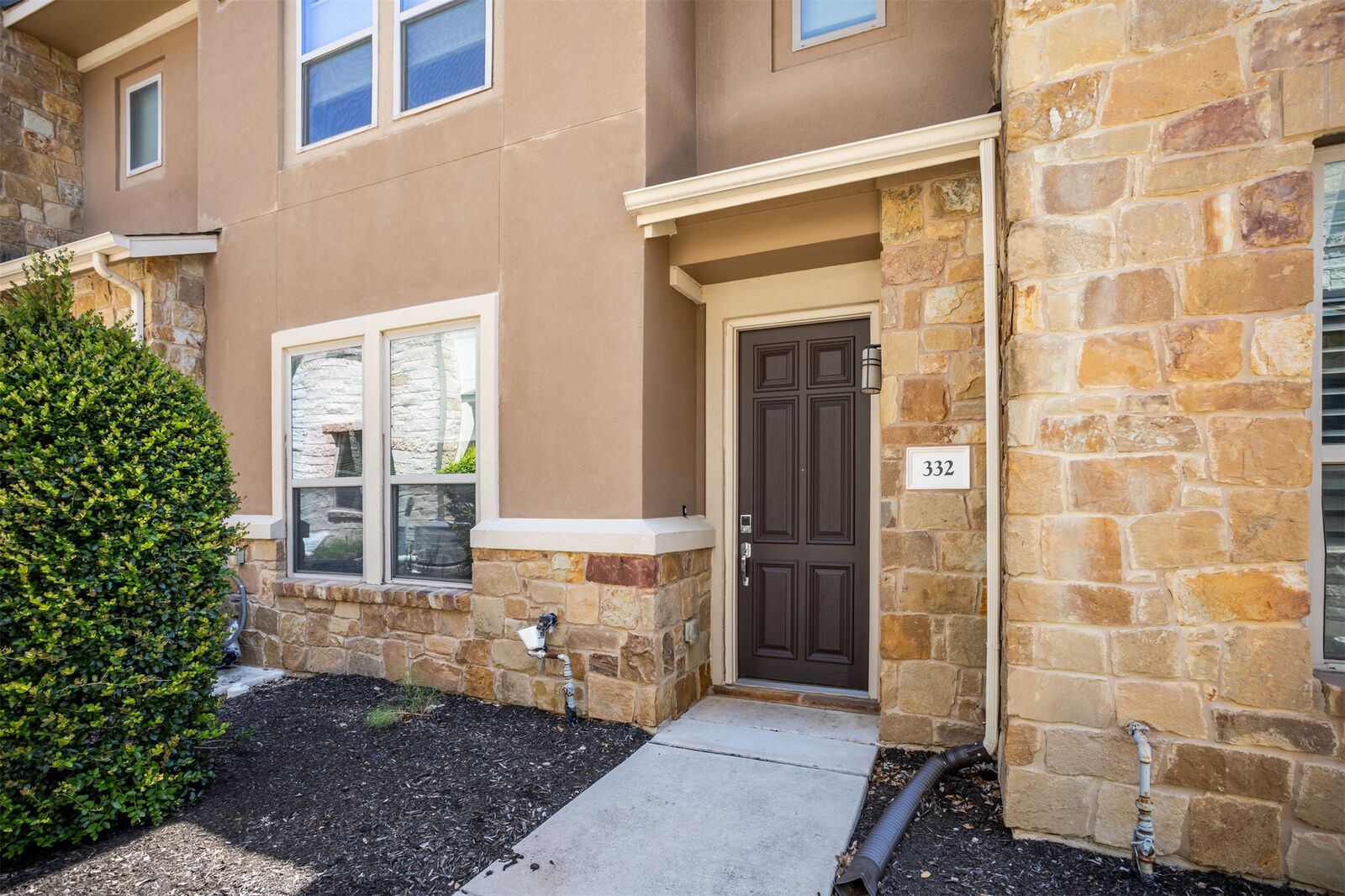 Property Photo:  13800 Lyndhurst Street 332  TX 78717 