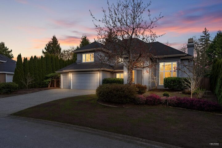 Property Photo: 13572 22A Avenue BC V4A 9V2