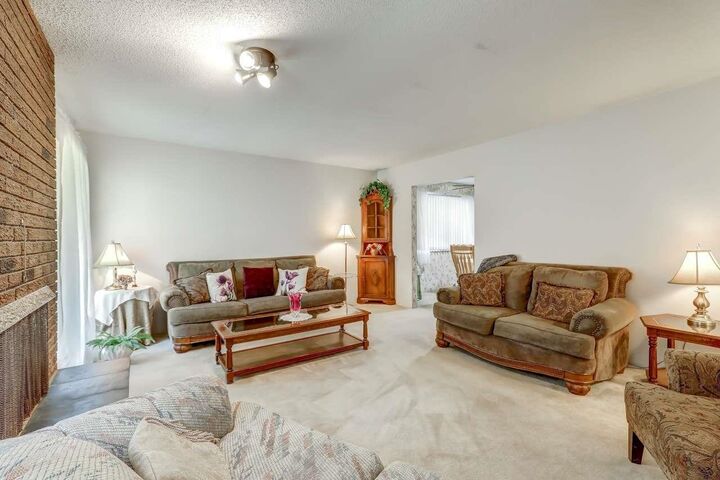 Property Photo: 15584 98 Avenue BC V3R 7G5
