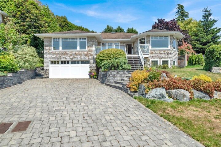 Property Photo: 16063 8 Avenue BC V4A 1A1