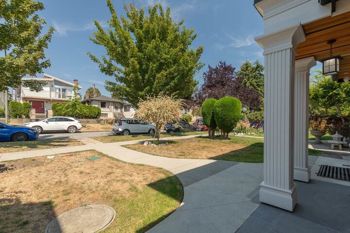 Property Photo: 1342 E 60th Avenue BC V5X 2A9