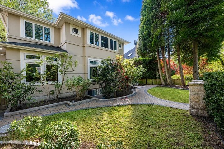 Property Photo: 2374 W 35th Avenue BC V6M 1J6