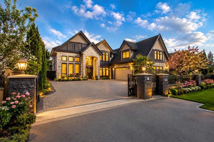 Property Photo:  10320 Dennis Crescent  BC V7A 3R8 