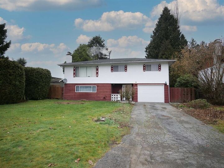 1759 Warwick Avenue — photo 1