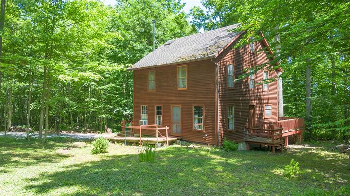 Property Photo:  4107 Braewood Lane  NY 14456 