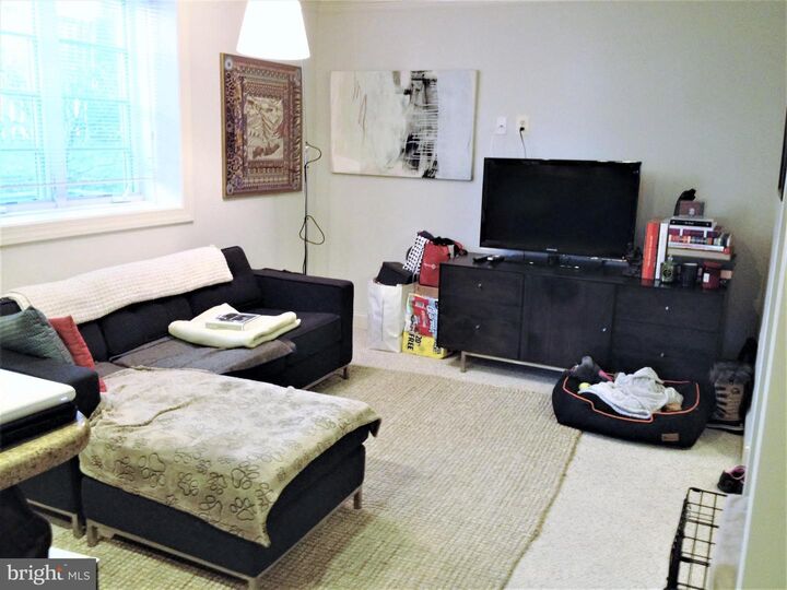 Property Photo: 1219 Oronoco Street 103 VA 22314
