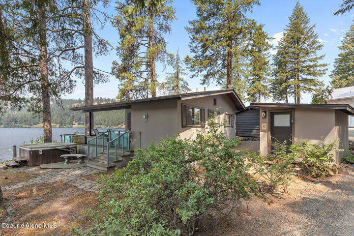 Property Photo: 22513 S Lakewood Cove Rd ID 83814