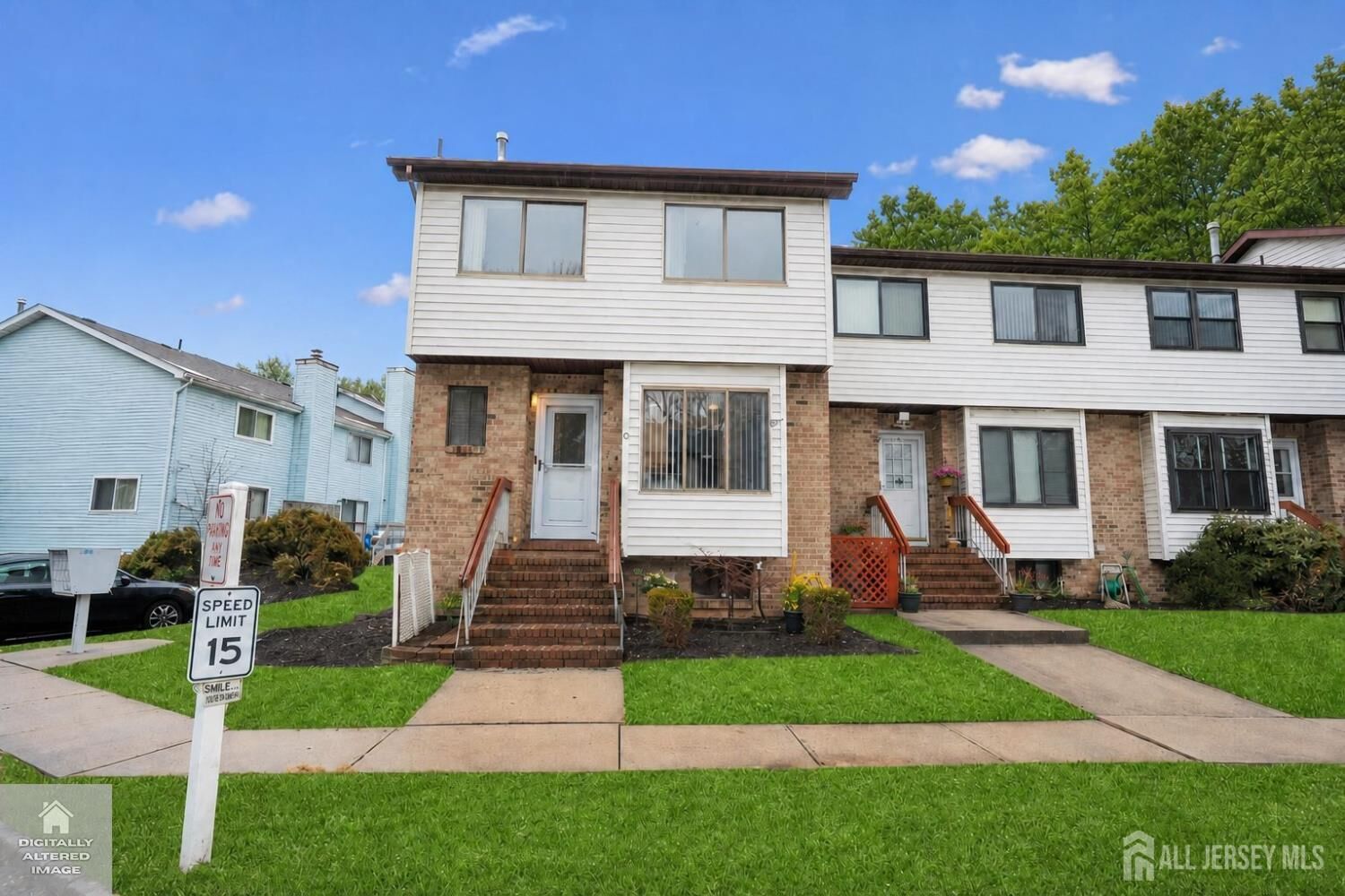 Property Photo:  9 Wood Acres Drive  NJ 08902 