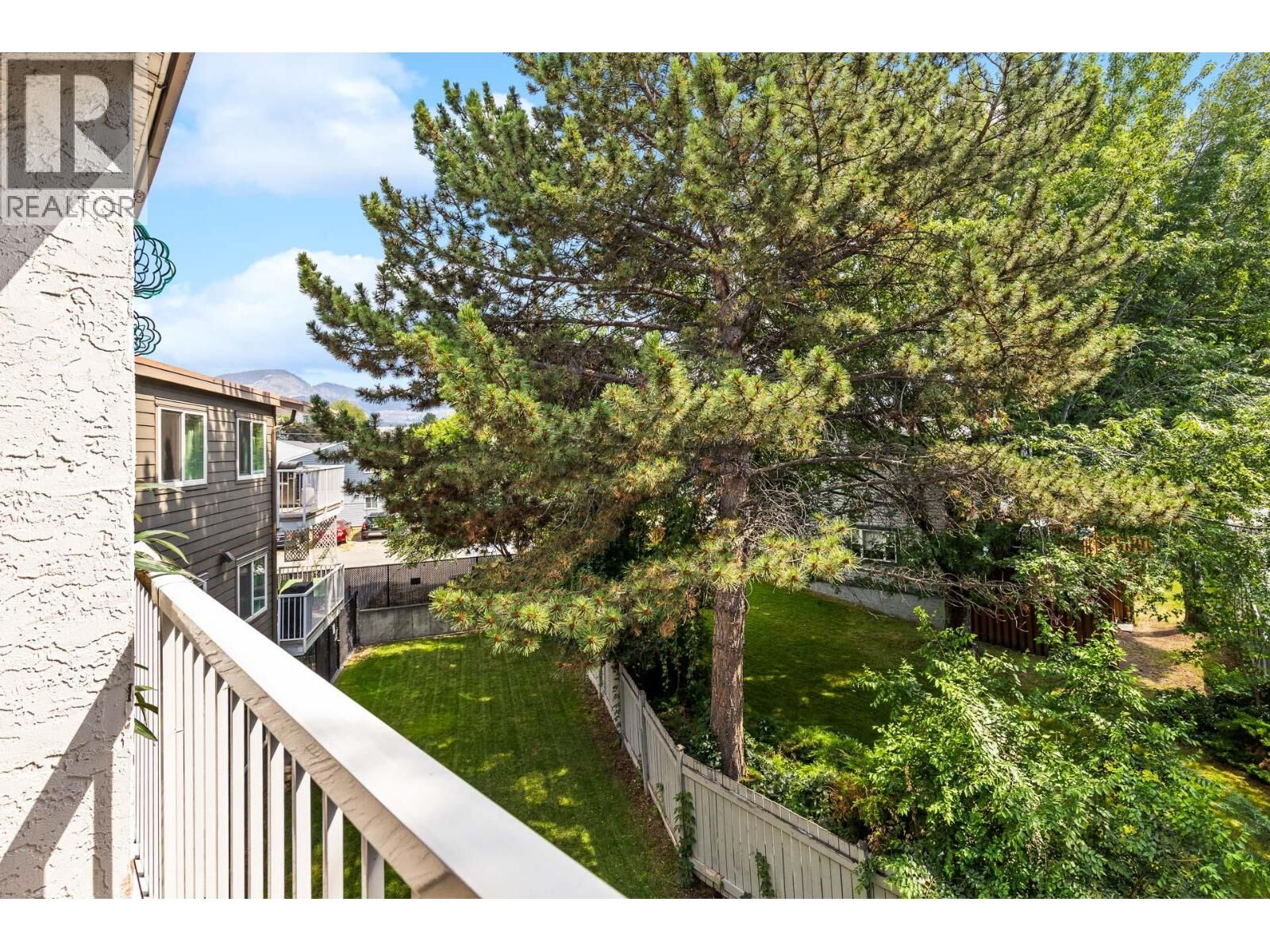 Property Photo: 395 Franklyn Road 307 BC V1X 5X8