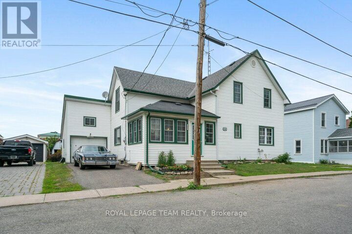Property Photo: 506 Victoria Street ON K0C 2K0