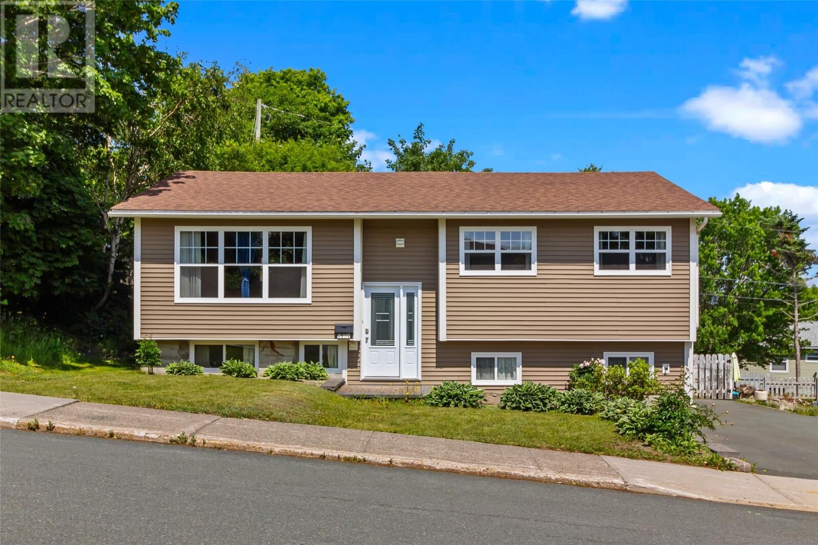 Property Photo:  10 Renews Street  NL A1E 3R8 