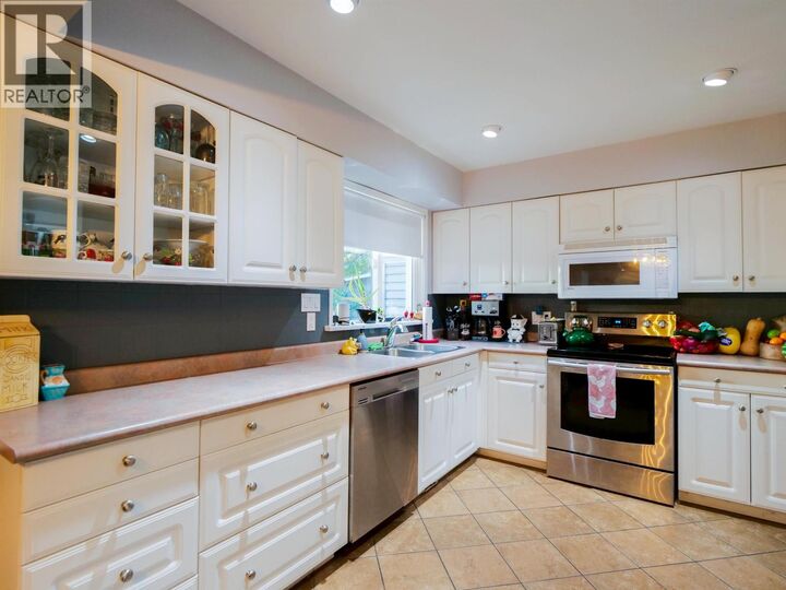 Property Photo: 793 Walkem Street BC V2J 2J8