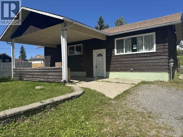 12 Ospika Crescent — photo 1