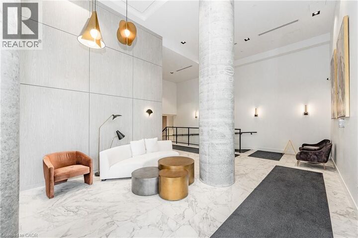 Property Photo: 15 Wellington Street South 2807 ON N2G 0E4