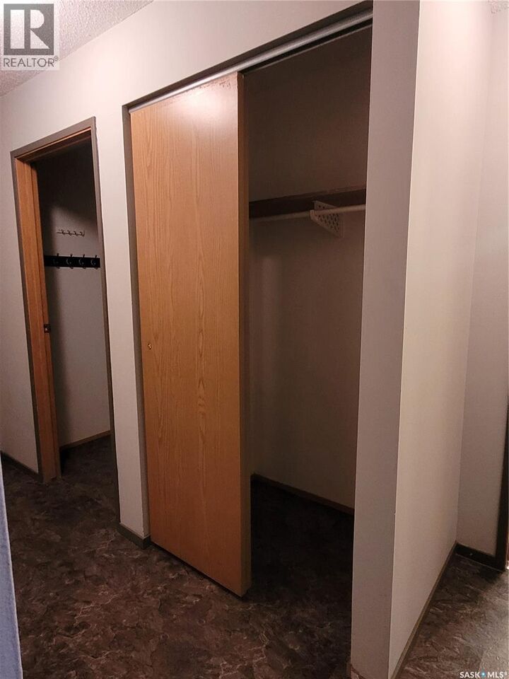 Property Photo:  205 306 Perkins Street  SK S4A 2K1 