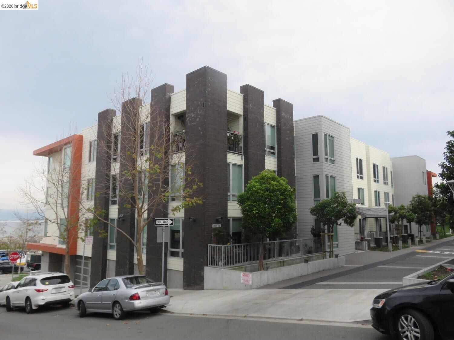 Property Photo: 10 Kennedy Pl 203 CA 94124