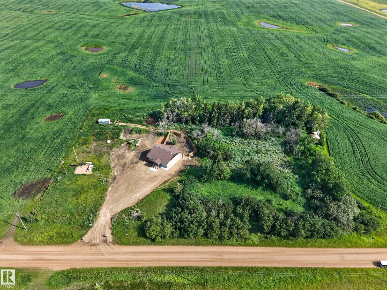 Property Photo:  21318 Twp 464  AB T0C 0L0 