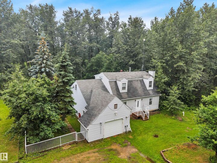 Property Photo: 54120 Rge Road 12 38 AB T7Y 0A5