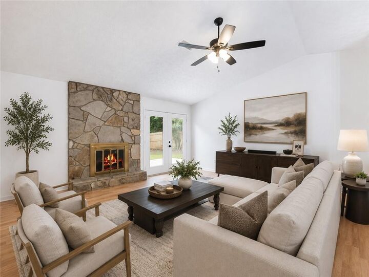 Property Photo: 919 Country Oaks Court GA 30044