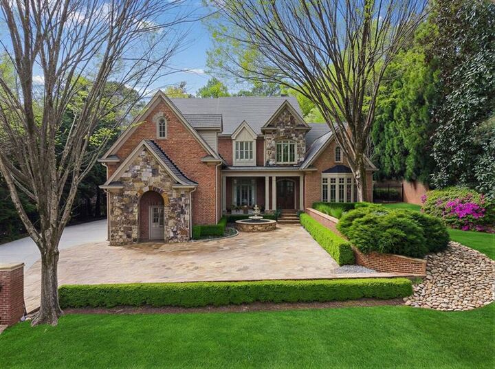Property Photo:  4966 Long Island Drive  GA 30327 