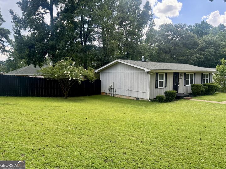 Property Photo:  7 Sherwood Loop  GA 30253 