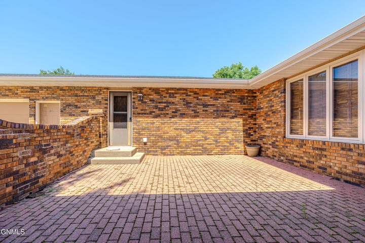 Property Photo: 3209 Winnipeg Drive ND 58503