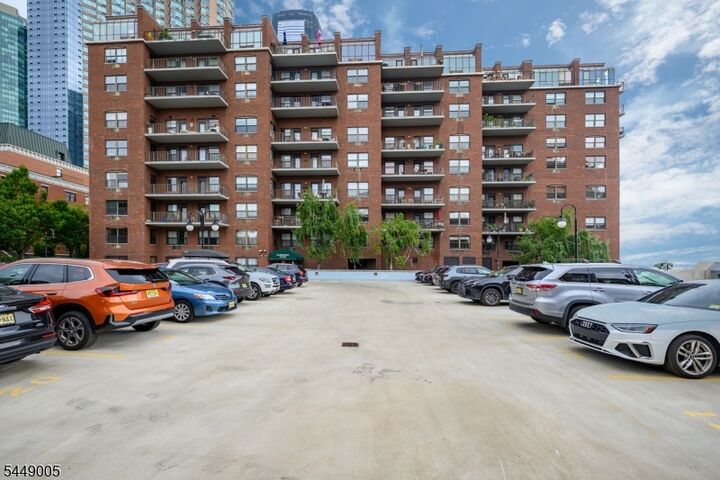 Property Photo: 1 Greene St 809 NJ 07302