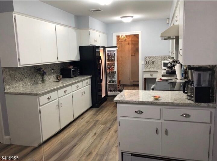 Property Photo:  333 Ratzer Rd  NJ 07470 