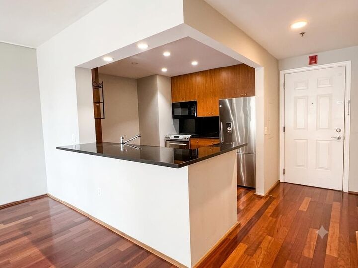 Property Photo:  3207 City Pl 3207  NJ 07020 