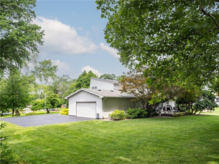 Property Photo: 4915 N Kansas Avenue MO 64119