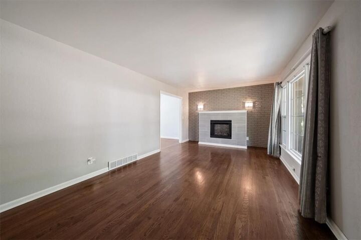 Property Photo:  9004 Belleview Avenue  MO 64114 