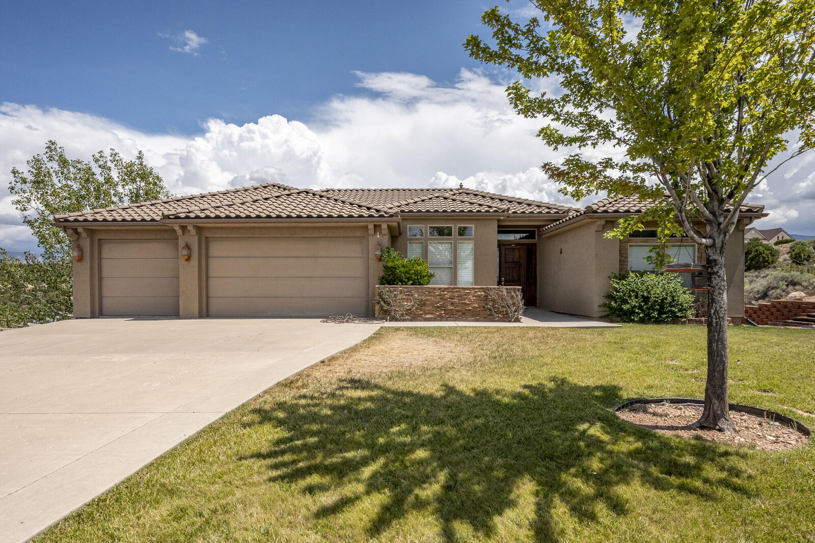 Property Photo:  1387 S Hillcrest Dr  UT 84720 