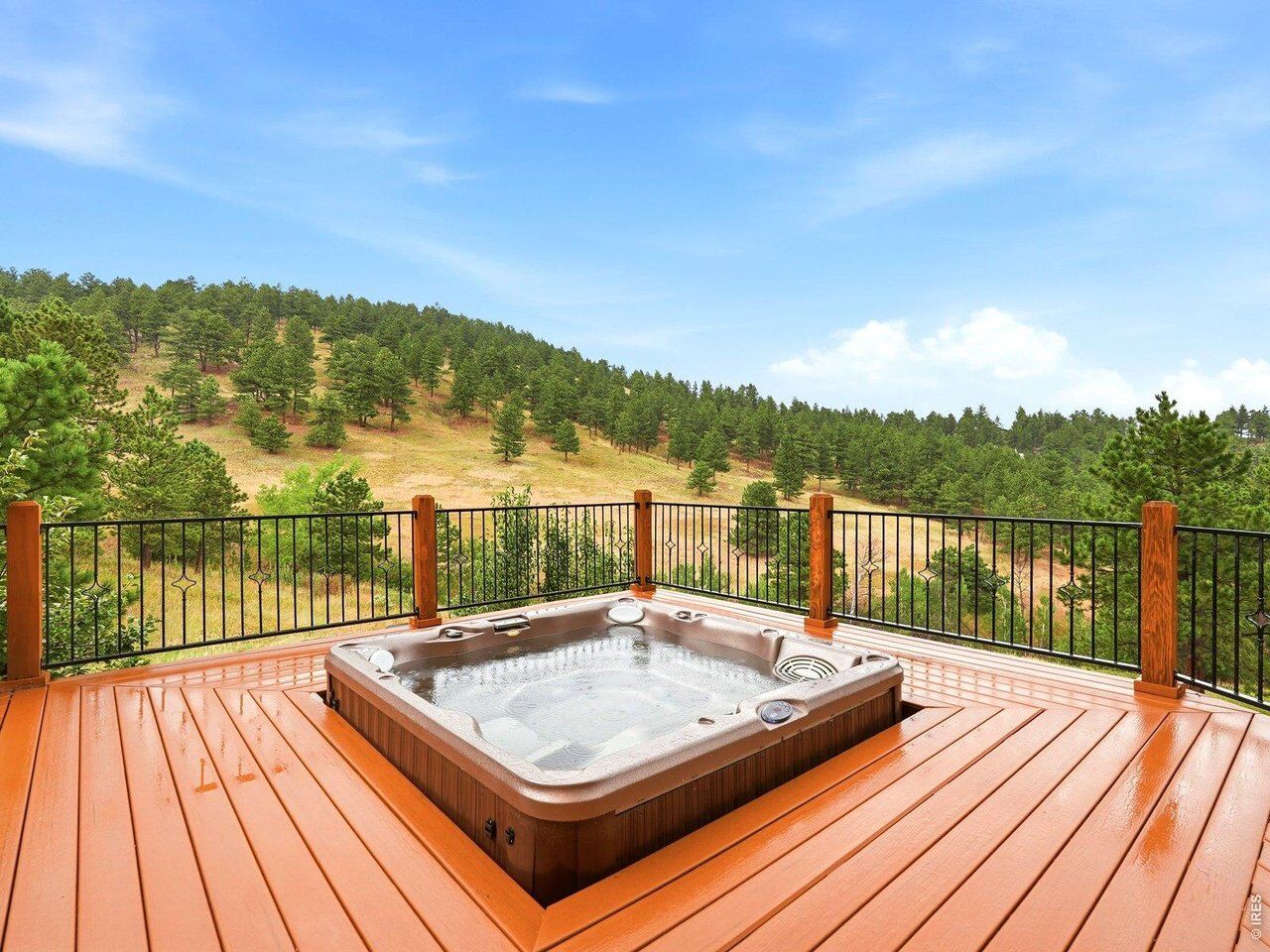 Property Photo:  114 Balsam Ln  CO 80304 