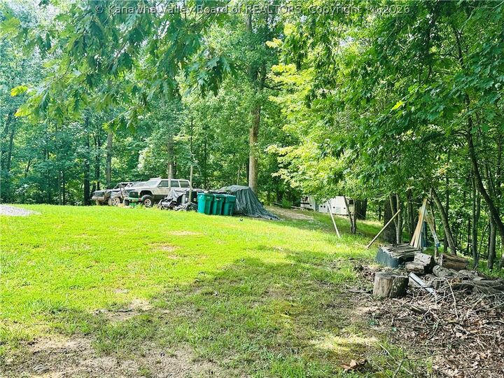 Property Photo:  181 Fairview Drive  WV 25312 