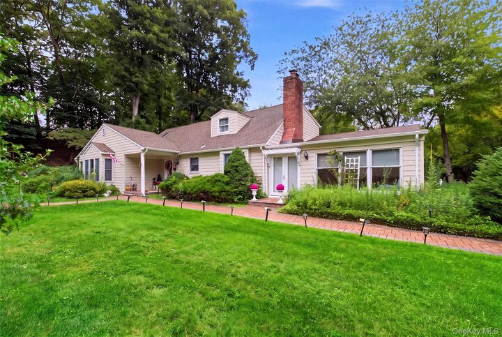 Property Photo:  19 Eckernkamp Drive  NY 11787 