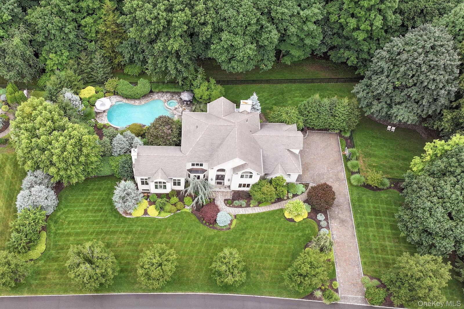 Property Photo:  8 Lety Lane  NY 10901 