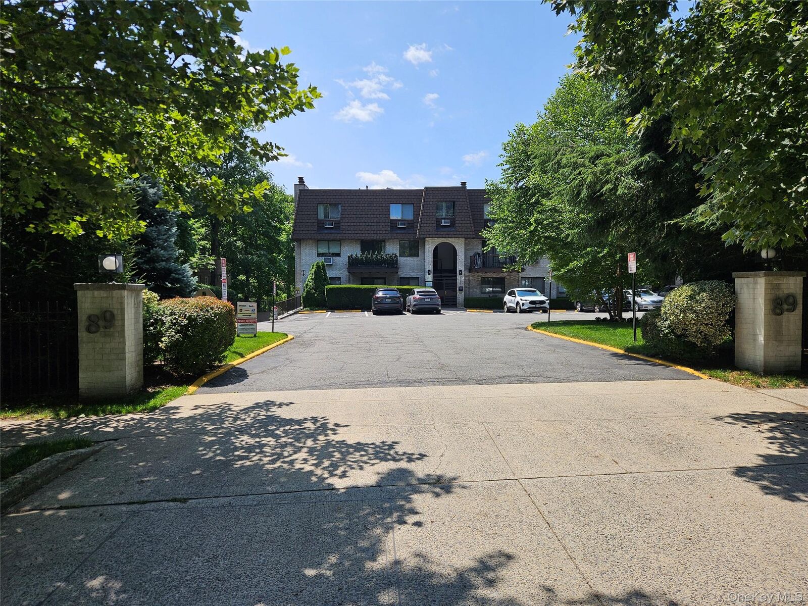 Property Photo:  89 N Broadway 221  NY 10603 