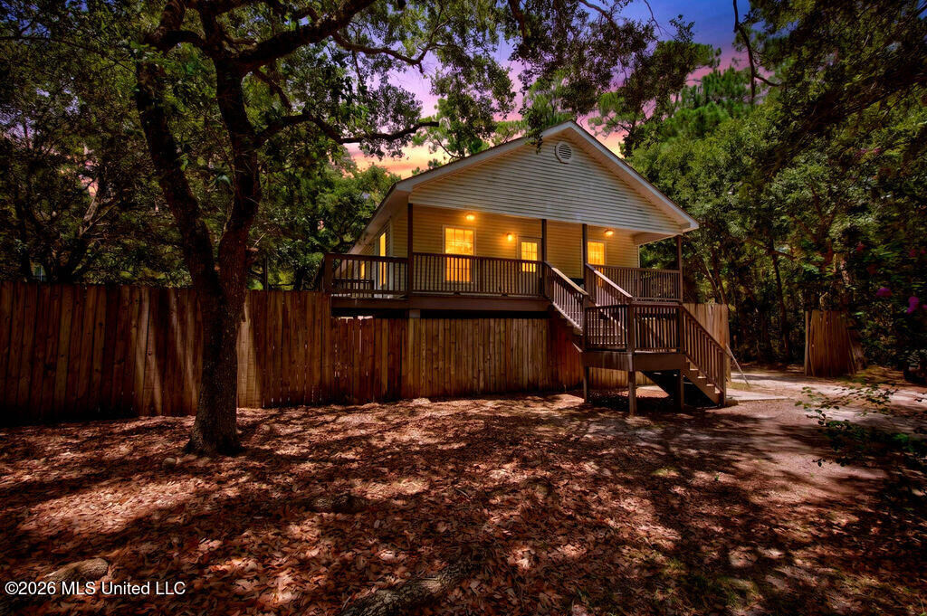 Property Photo:  583 Henderson Avenue  MS 39571 