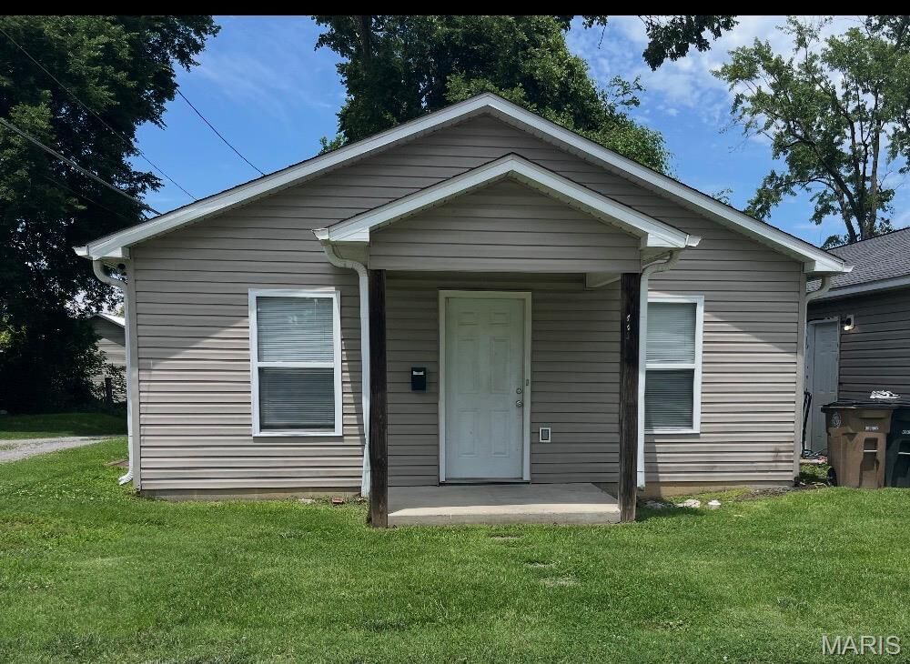 Property Photo: 620 Jefferson Avenue MO 63703