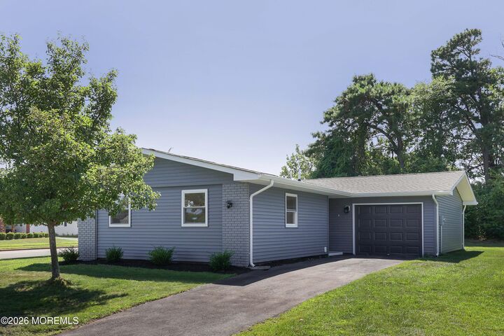 Property Photo:  1 Campion Court  NJ 08724 