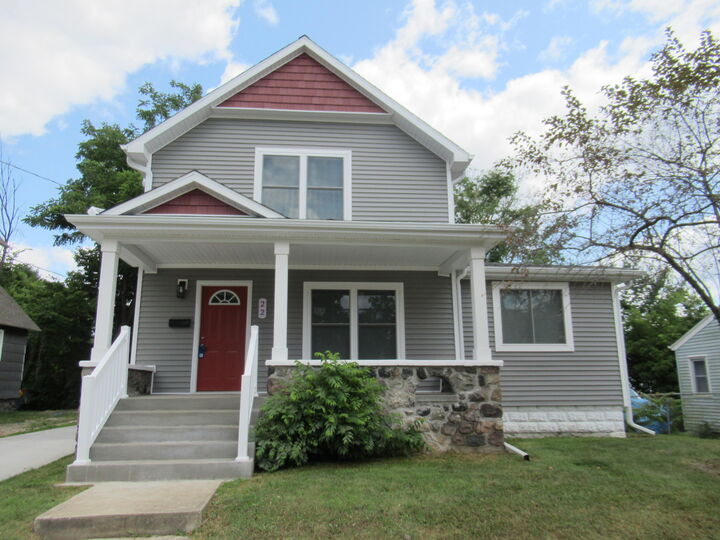 Property Photo: 22 N Wabash Avenue MI 49017