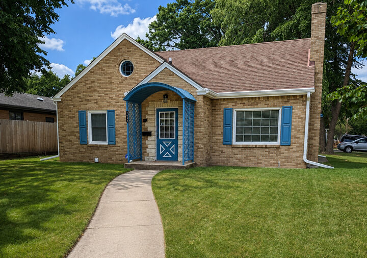Property Photo: 3444 N Church Street IL 61103