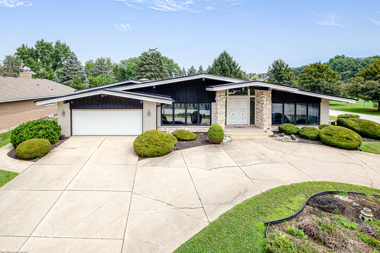 Property Photo:  12138 S Cheyenne Drive  IL 60463 