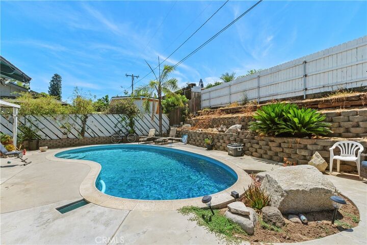 Property Photo:  726 W Hacienda  CA 92882 