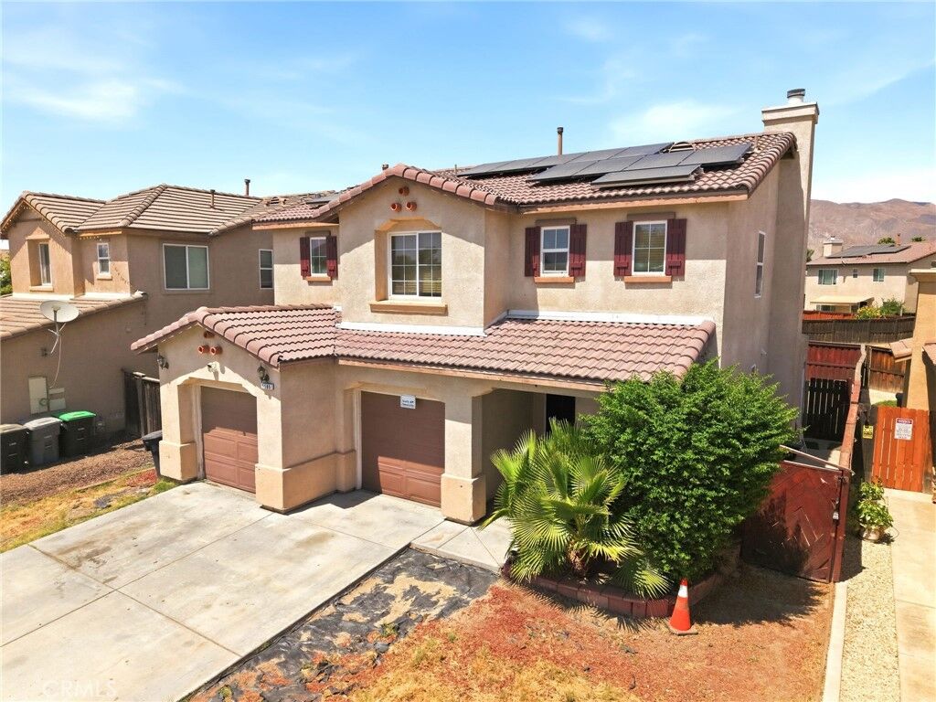 Property Photo:  1185 Polzin Way  CA 92582 