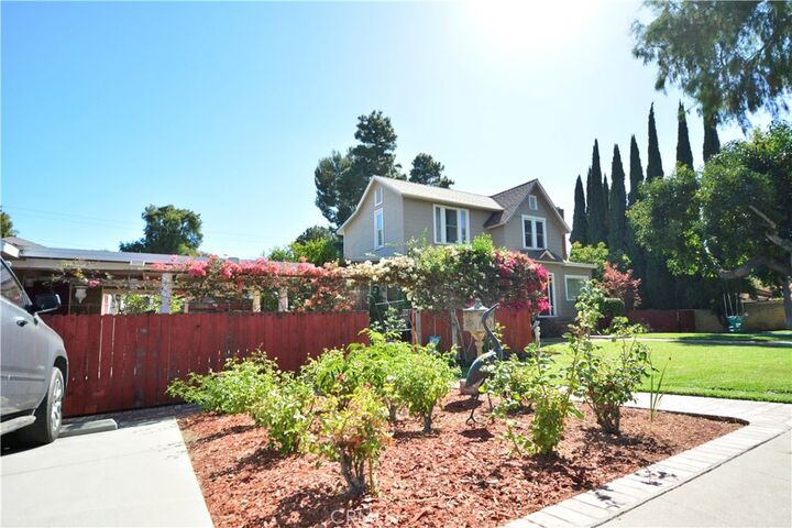 Property Photo:  14320 La Cuarta  CA 90602 
